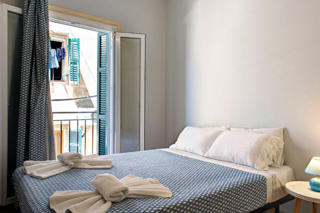 Old Town Apartment 1 コルフ島 エクステリア 写真